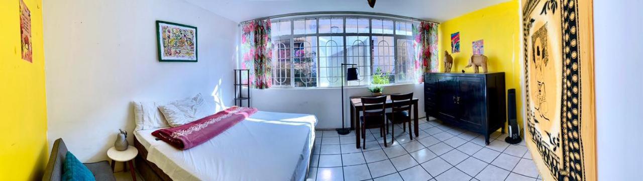 Free Spirit Hostel Guadalajara Luaran gambar