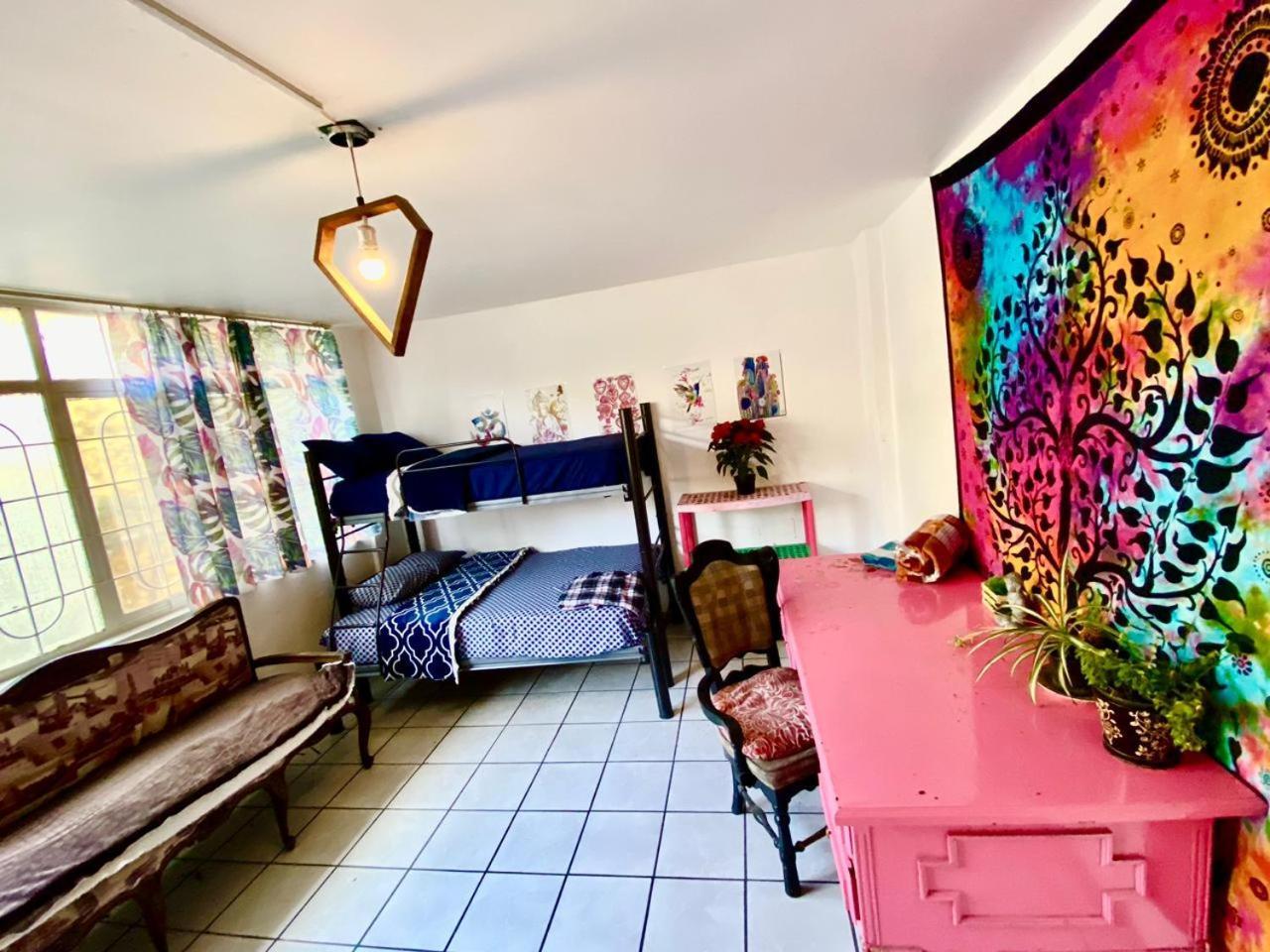 Free Spirit Hostel Guadalajara Luaran gambar